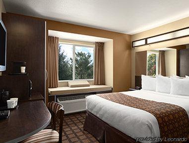 Microtel Inn & Suites By Wyndham Odessa Tx Buitenkant foto