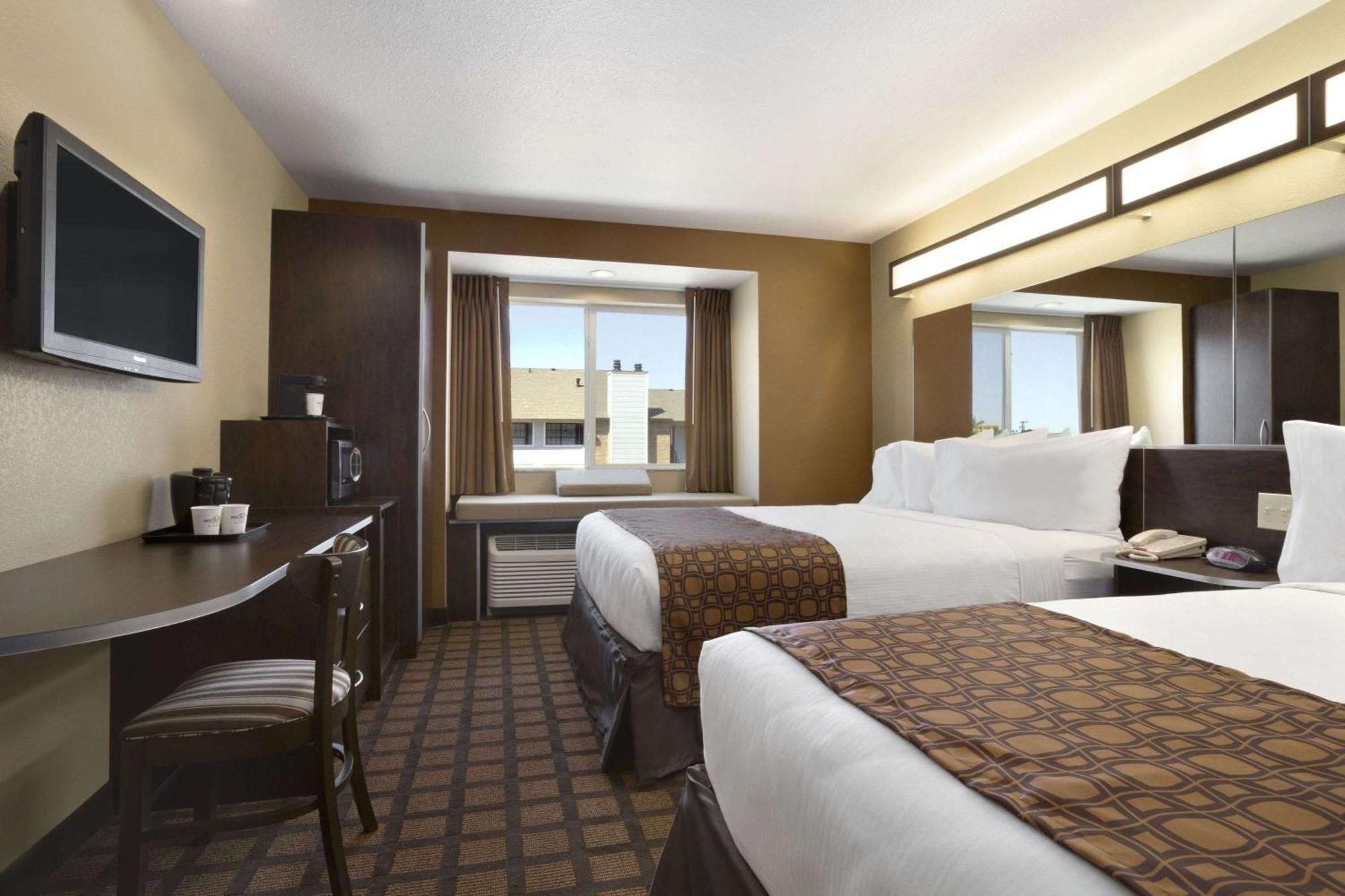 Microtel Inn & Suites By Wyndham Odessa Tx Buitenkant foto